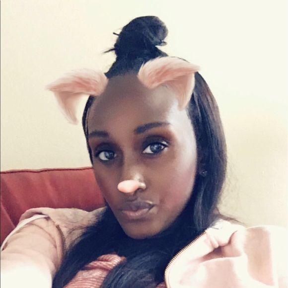 Shanice Parker - Poshmark Profile Picture of Shanice Parker (@shaylove02) on Poshmark