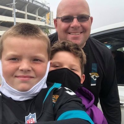 Profile Picture of Brendon Greene (@greenie2725) on Twitter