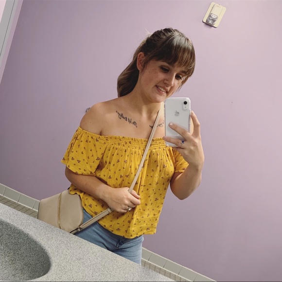 Profile Picture of Josephine Drumright (@mamafr3ckles) on Poshmark
