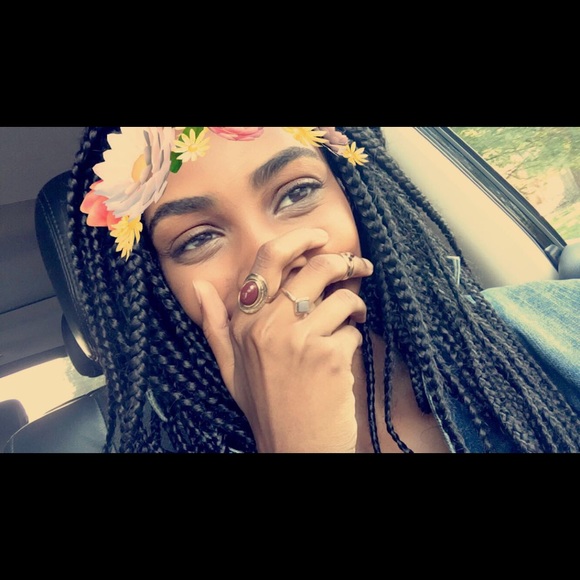 Profile Picture of Amira Clark (@amira_clark) on Poshmark