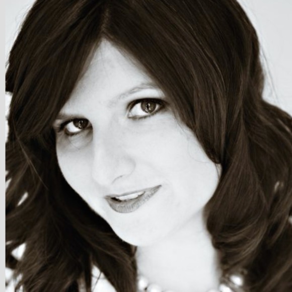 Profile Picture of Michelle Soreth (@msorris) on Poshmark