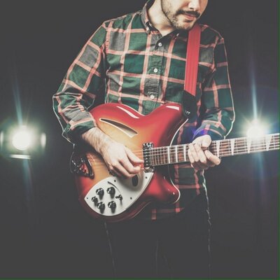 Profile Picture of Daniel Albert (@bargraphs) on Twitter