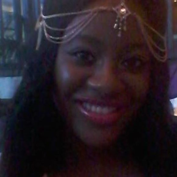 Kiyana Dority - Poshmark Profile Picture of Kiyana Dority (@kiyanadority) on Poshmark