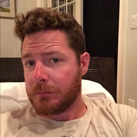 Profile Picture of Jeffrey Albus (@jealbus99) on Poshmark