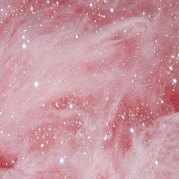 Profile Picture of Sequoia Smith (@matteblack692) on Poshmark