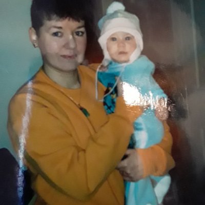 Profile Picture of Elizabeth Nardin (@ElizabethNardi3) on Twitter