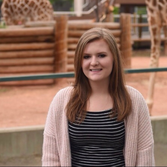 Profile Picture of Tanner Lallmann (@tannerlallmann) on Poshmark