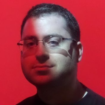 Profile Picture of Daniel Wolfe🐺 (@WolfeWriter) on Twitter