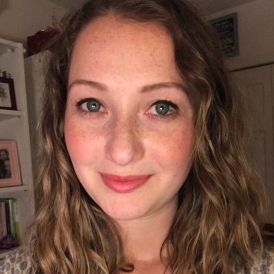 Profile Picture of Elizabeth Leach (@Lizzie_May_919) on Twitter