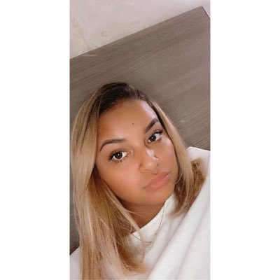 Profile Picture of Maya (@mayagomez0) on Twitter