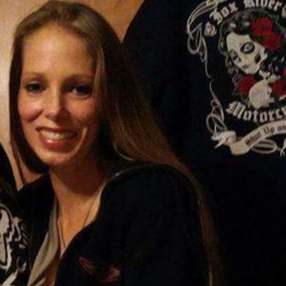 Profile Picture of Jodi Wentz (@jodichristine76) on Poshmark