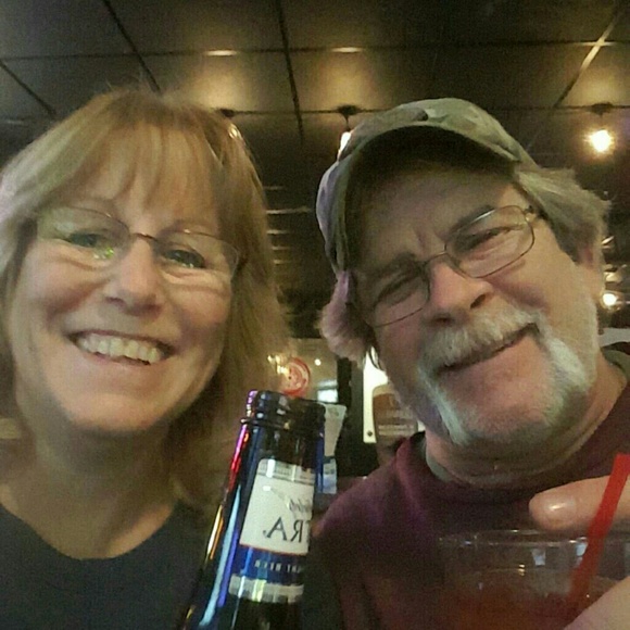 Michelle Giannola - Poshmark Profile Picture of Michelle Giannola (@seashellmmg) on Poshmark