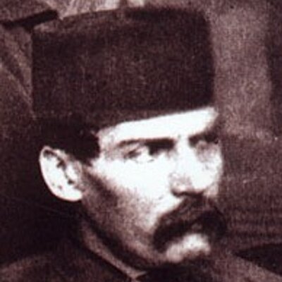 Profile Picture of Mark Hodder (@StrangeAffairs) on Twitter