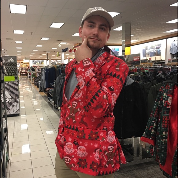 Profile Picture of Josh Kruse (@kruseja90) on Poshmark