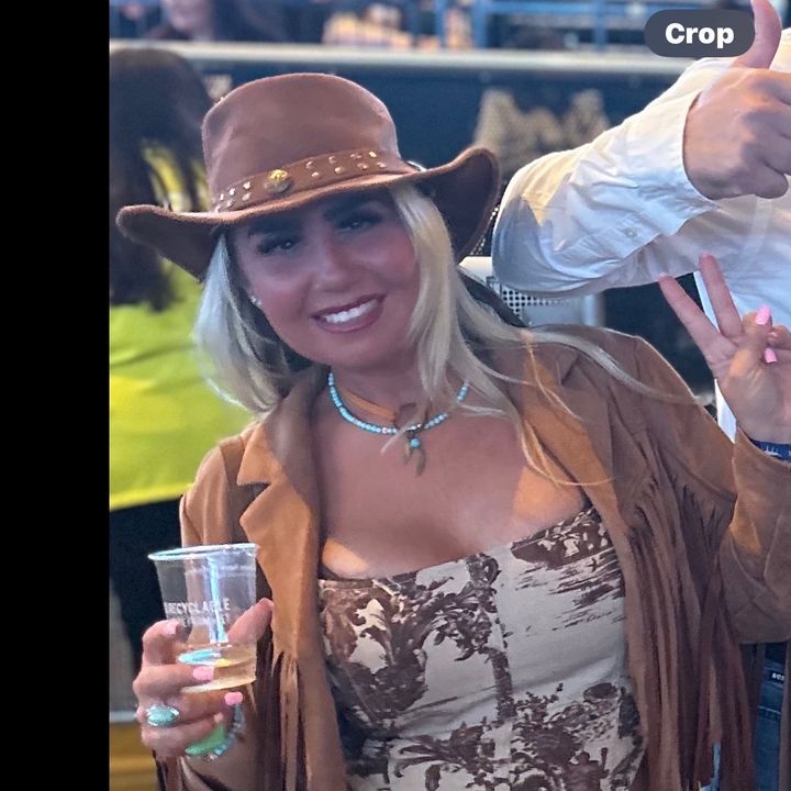 stacey.casey - Tiktok Profile Picture of stacey.casey (@@stacey.casey) on Tiktok