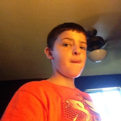 Profile Picture of Andrew Stauble (@AndrewDoesWork) on Twitter