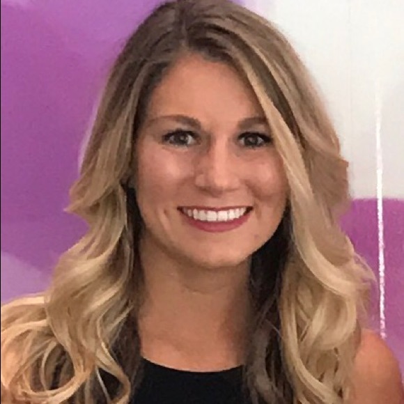 Profile Picture of Katie Schnably (@kschnably) on Poshmark