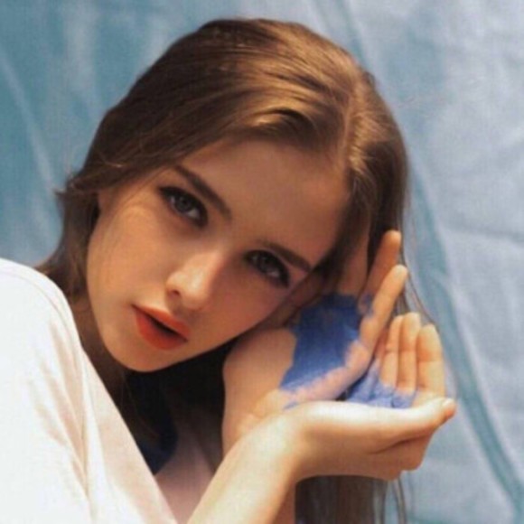 Profile Picture of Christina Destefano (@melodekaylenn71) on Poshmark