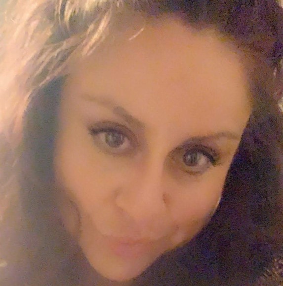 Profile Picture of Celina Lievanos (@celinalievanos1) on Poshmark