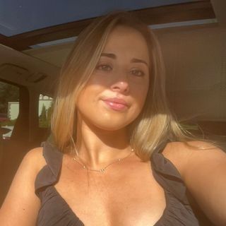 Profile Picture of Julia DeLuca (@julia.deluca23) on Instagram