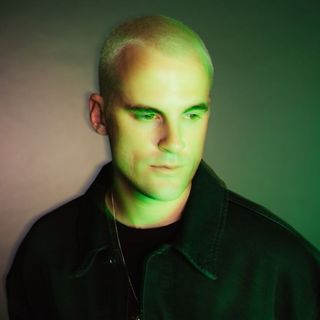 Profile Picture of DEVAULT (@devaultmusic) on Instagram