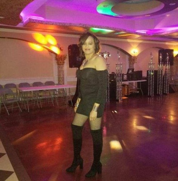 Profile Picture of Cheree Murry (@chereemurry) on Poshmark