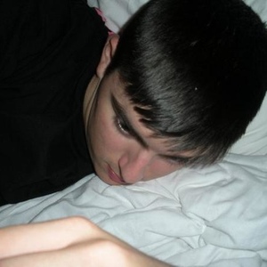 Profile Picture of Drew Reynolds (@batost) on Myspace