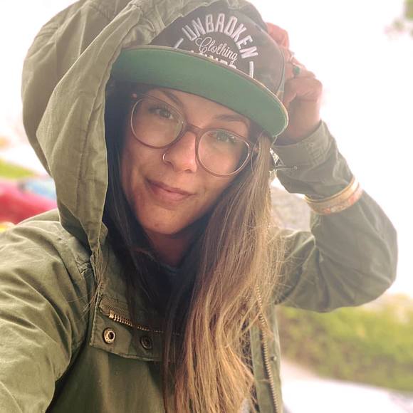 Profile Picture of Audrey Robert (@audreyrobert11) on Poshmark