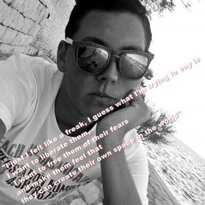 Profile Picture of Dylan English (@dynche) on Twitter