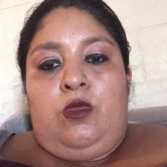 Profile Picture of Bianca Chavez (@biancachavez86) on Poshmark