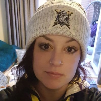 Profile Picture of Jessica Beckett (@JessBeckett83) on Twitter