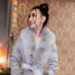 Profile Picture of 𝓙𝓪𝓼𝓶𝓲𝓷𝓮 🦋 (@jasmine_bonescu) on Instagram