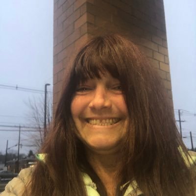 Profile Picture of Lori Leavitt (@LoriLeavitt9) on Twitter