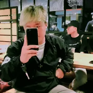 Profile Picture of 😔😌😟😥😢😞 (@yanaascro15) on Tiktok