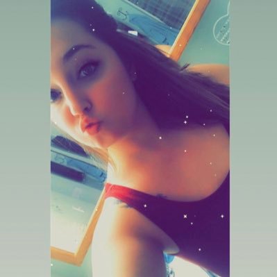 Profile Picture of Jess Tetreault (@JGow0811) on Twitter