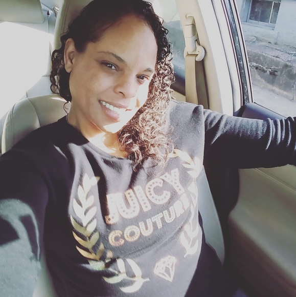 Profile Picture of Chandra Jones (@foxychilady) on Poshmark