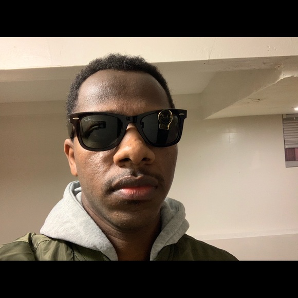 Profile Picture of Dawit Alemu (@devaman) on Poshmark