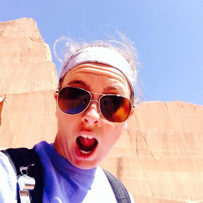 Profile Picture of Mandy Perry (@MDP2305) on Twitter