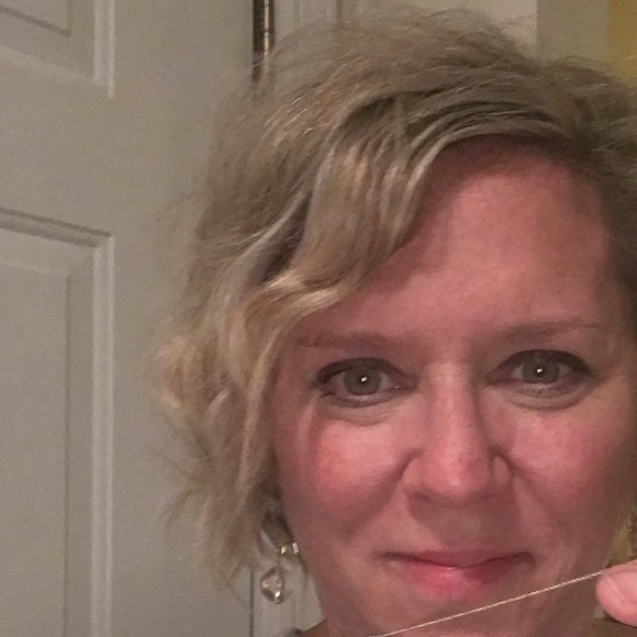 Profile Picture of Rene Schmidt (@renerene2) on Poshmark