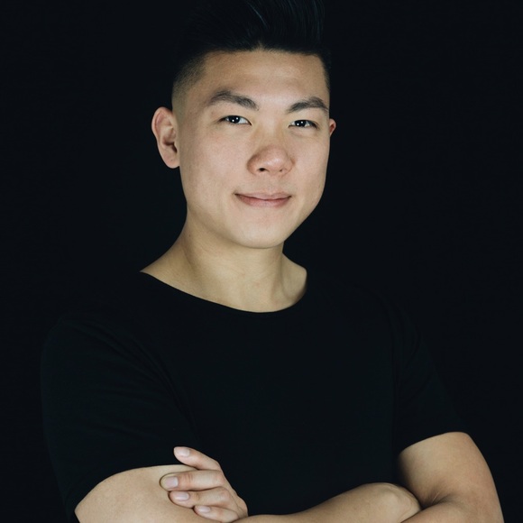 Profile Picture of Kyle Sheng (@kylesheng) on Poshmark