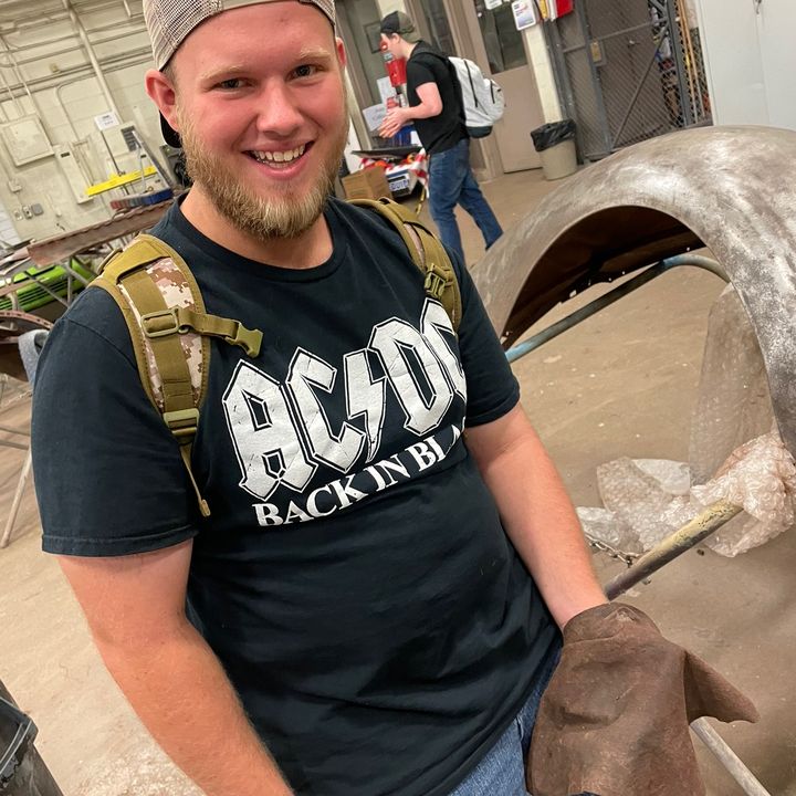 Profile Picture of Michael Crout (@pandaxxxxgun) on Tiktok