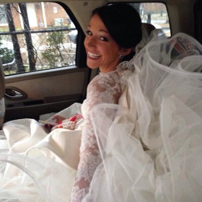 Profile Picture of Elizabeth Barry (@elizabetforrest) on Twitter