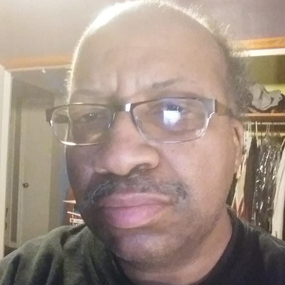 Profile Picture of Dwight Daniel (@dwightdaniel) on Poshmark