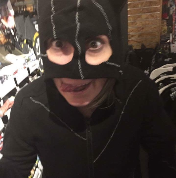 Profile Picture of Erica Alarcon (@bruiserette) on Poshmark