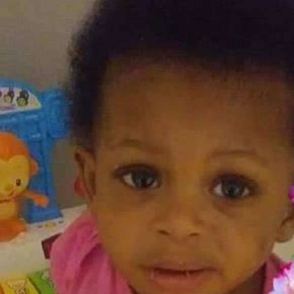 Profile Picture of Tiara Mathews (@tiaram22) on Poshmark