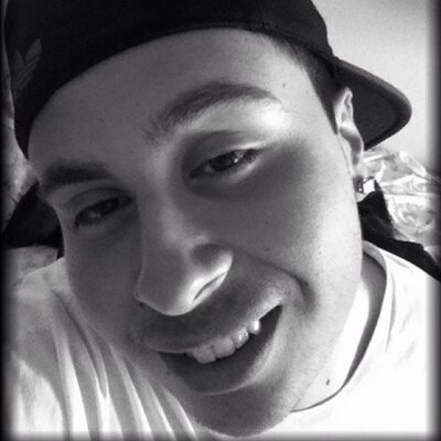 Profile Picture of Jonathan Espino (@Stay_Tru_559) on Twitter