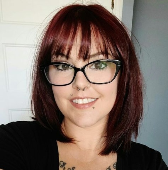 Profile Picture of Emmalyne Reles (@emmalynereles) on Poshmark