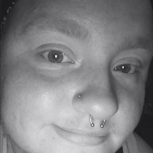 Profile Picture of Jaeymes Childers (@jaechill) on Poshmark