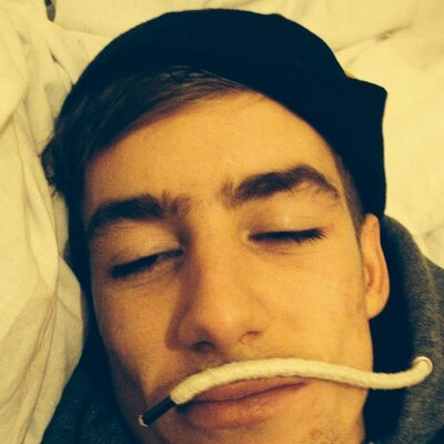 Profile Picture of Tom Varney (@tv_mono) on Twitter