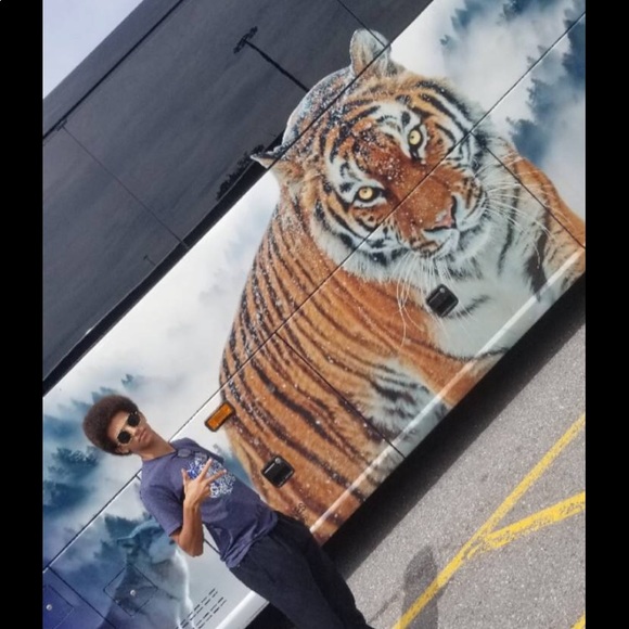 Profile Picture of David Rosen (@david576) on Poshmark